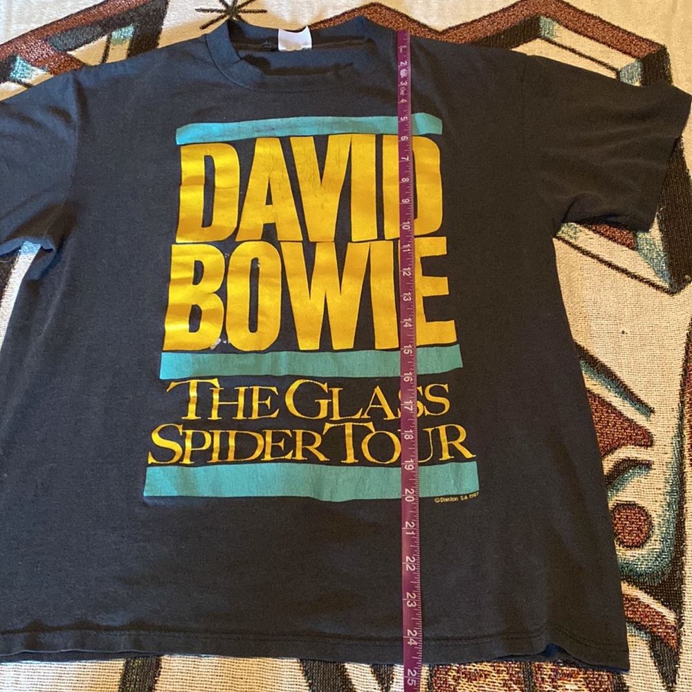 Authentic Vintage David Bowie Tour Shirt - Picture 11 of 12